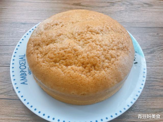 「」想吃马拉糕不用出去买了，自己在家做，蓬松不塌陷，香味浓郁