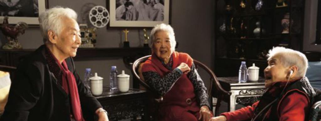 小兵张嘎@影坛恩爱伉俪，夫是《小兵张嘎》老钟叔，妻享年96岁却多演小角色