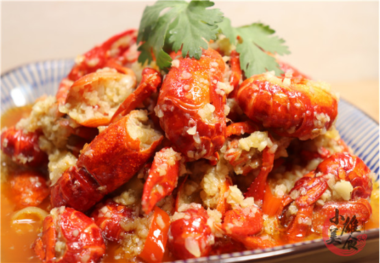 小龙虾@饭店的“蒜蓉小龙虾”为什么这么好吃？原来方法很简单，快学一学