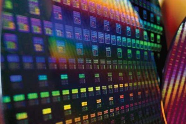 半导体|日本半导体巨头东芝出手，宣布退出这一业务，促使美国重伤