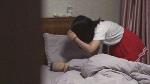 二更|“月薪两千”“摇不到号”“不敢打车”:他们还配留在大城市吗?