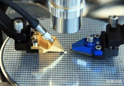 #芯片#中国刚斥资1600亿造芯片，美国就突然宣布！外媒：完全没想到！