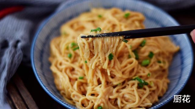 『菜花』儿子坚持常年吃\它\，每一口都是钙，16岁1米8，效果比牛奶好