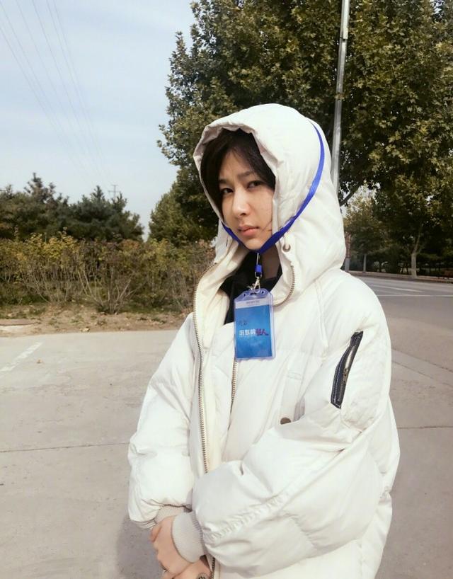 杨紫|28岁杨紫定目标35岁结婚生子，坦言当明星很幸福