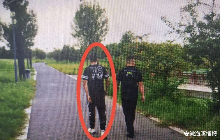 安徽海豚播报|女子见网友，“哥哥”来陪伴，谁知“哥哥”是女子的丈夫