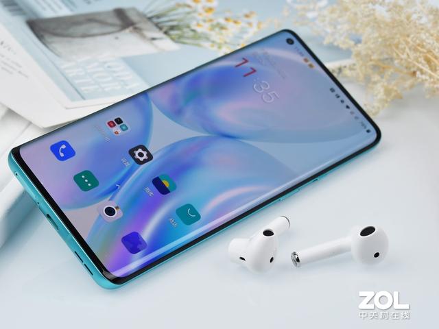 |499元 最长可达30小时续航的OnePlus Buds图赏