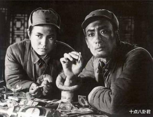 「庞学勤」庞学勤:红色英俊小生,在家里是保姆,照顾病妻45年,86岁去世