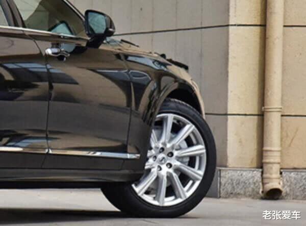 【沃尔沃s90】又降了，起步37万跌到28.30万，明明不输奥迪A6，厚道却没人要