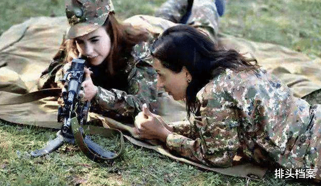 亚美尼亚|亚美尼亚女兵冲出阵地杀敌，大量女性进入战场，可能只会送死？