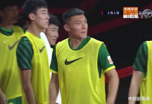 国足|国足落选名单浮出水面！最多9人，锋霸12场0球，李铁2大爱将闹笑话