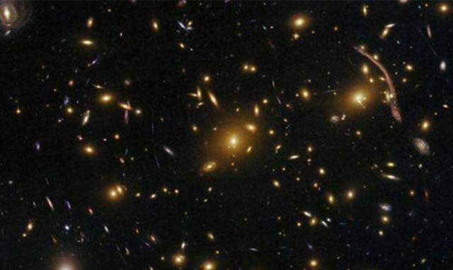 科学家@整个宇宙有多重?有科学家给出一个数字,让人们感到不可思议