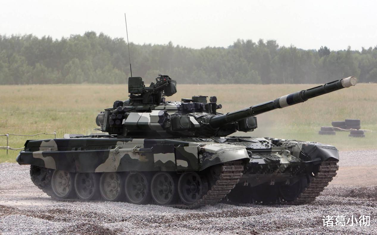 印度|印度边境事态升级，大批坦克开赴前线，军方已下令进入紧急状态