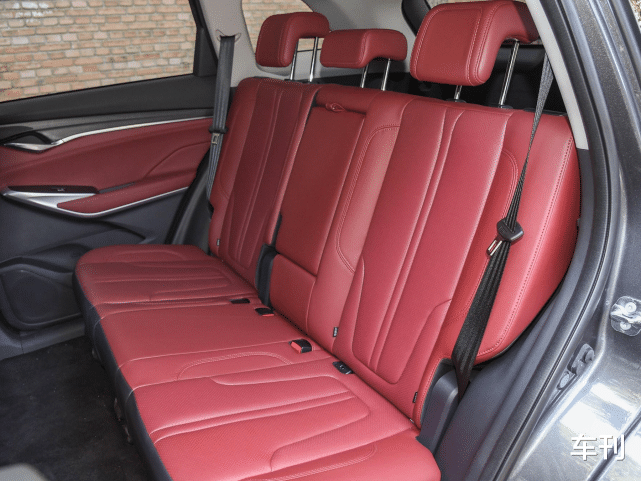 SUV|长安、吉利两台人气最旺的SUV怎么选？预算10万看看谁更值得入手