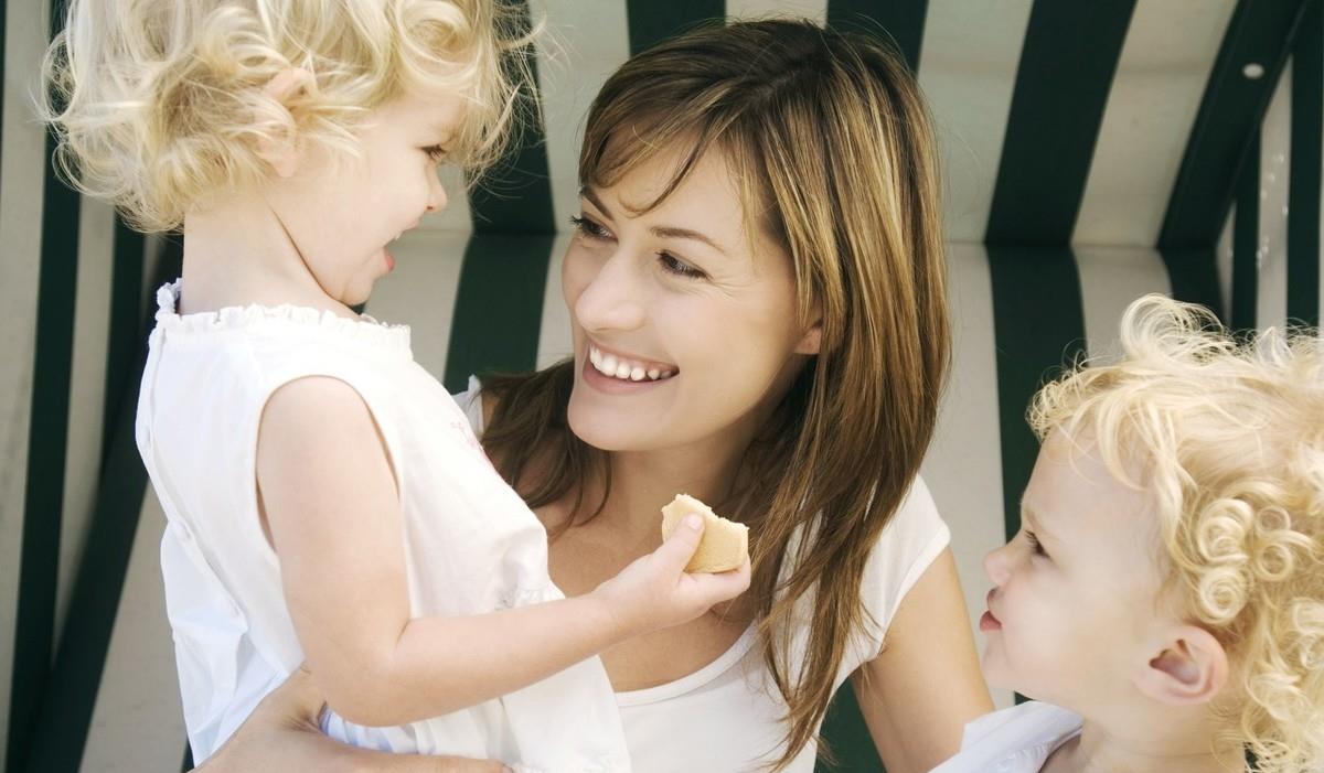 丧偶式婚姻|在家带娃的全职宝妈，正遭受新型嫌弃，比“丧偶式婚姻”更可怕