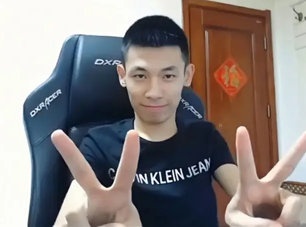 旭旭宝宝|DNF:红20神之意象被神豪拿下!号商摆35W,比全身15账号都昂贵