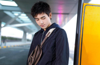 吕丽萍|张丰毅吕丽萍联手，5年都没把儿媳捧红，却被靳东一部剧带火了！