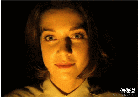 『蔡徐坤』蔡徐坤颜值崩了？吹乒乓球时下巴形状怪异，跑男门面称号恐不保