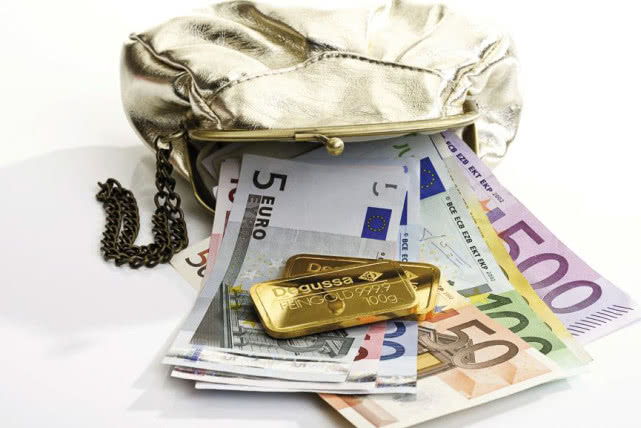 『生肖』从明天起,苦日子结束,3生肖处处遇贵人,生活有惊喜,收获多多