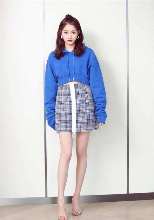 『发型』“苹果头”早就过时了！今年巨乖的“樱桃头”，8成女生都适合！