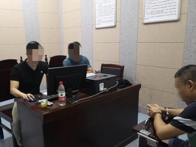 中国长安网|年近五旬又没有经济来源，到底是什么在支撑着她高昂的“吸毒消费”？