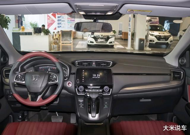 本田CRV:本田“颜值王”到店!新款油耗4.9L,破百只需7.8S,价格很亲民