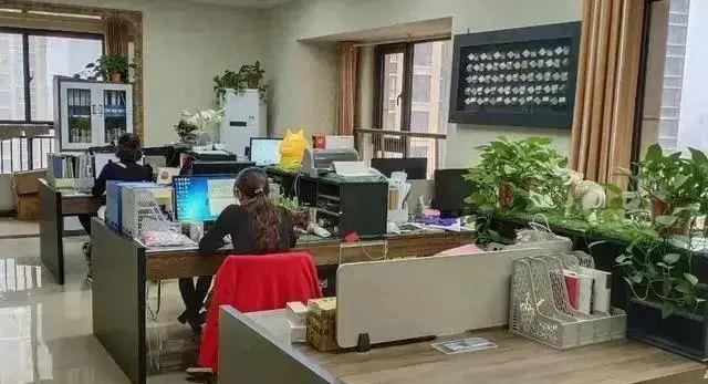 【】27岁，今天是我失业的第823天，找工作的第12天