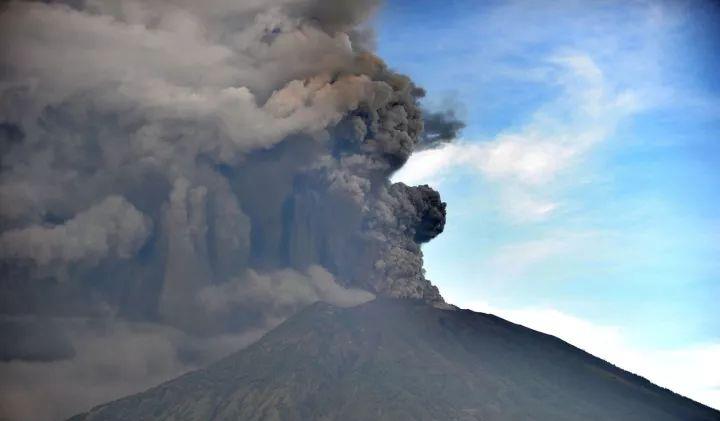 自驾|好了伤疤忘了疼！中国游客又去了，国家：一切后果自负！