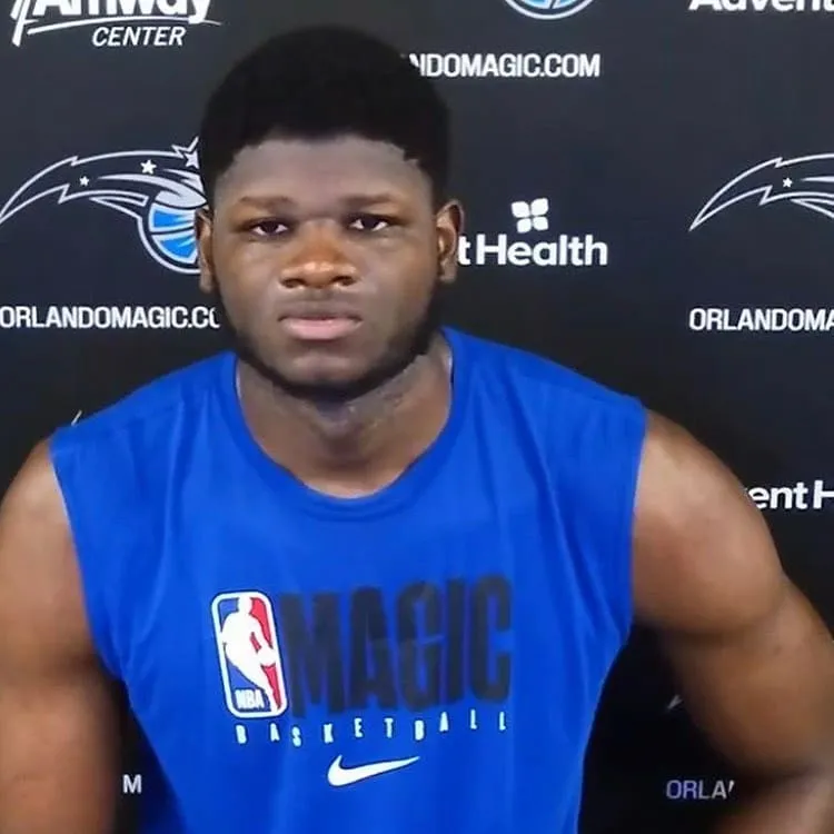 蔡恩·威廉森|长高13厘米的锡安，这不会是用药了吧？