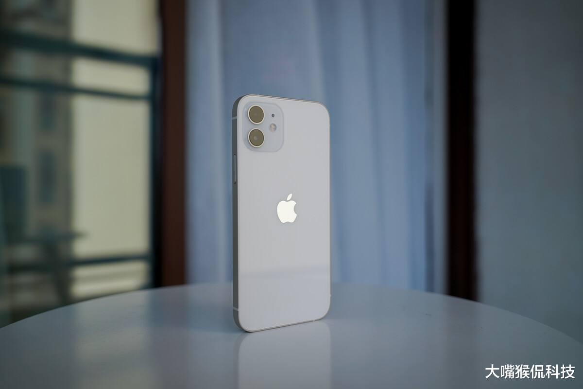 iphone12|“翻车大戏”持续上演!iPhone12陷入“退货潮”,库克:拒绝退货