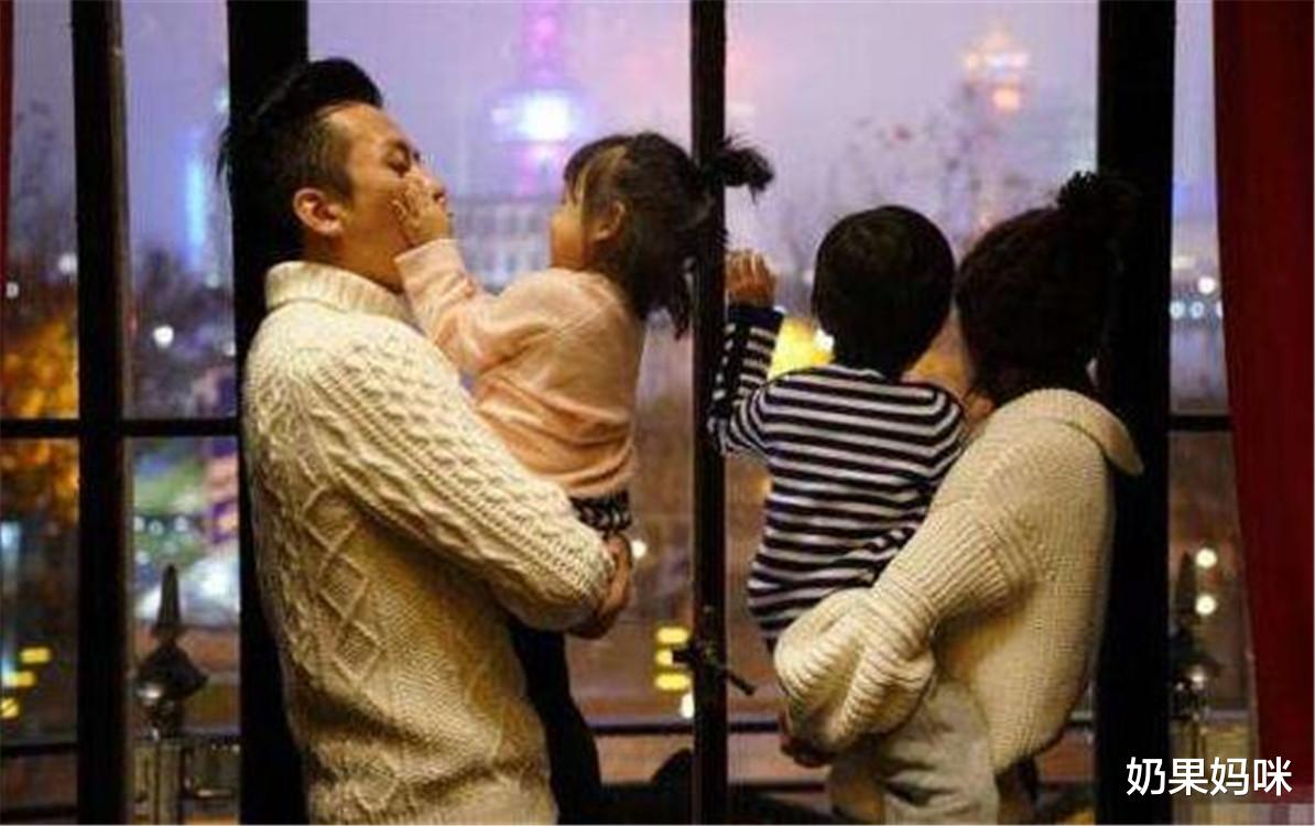 邓超|邓超9岁儿子长相风靡日本，高颜值是天生的，底气却是父母给的