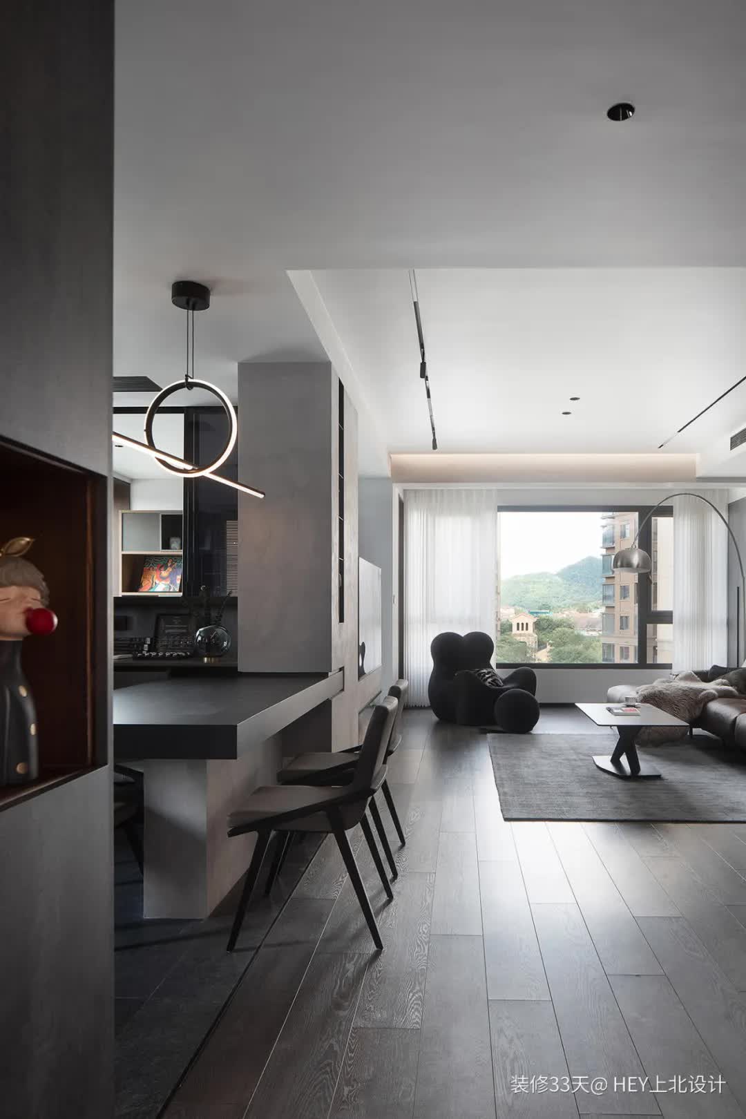 |装修设计:餐厨一体,开放书房,120平高级灰调湖景房