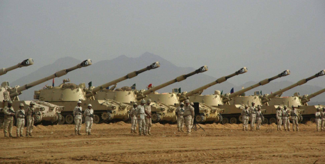 沙特阿拉伯|不战而胜，36枚导弹在边境竖起，数十万大军无奈紧急撤离