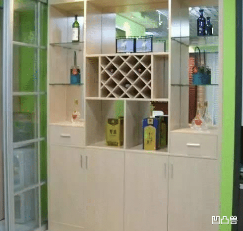 |乔迁新房！邻居参观完嫌弃道：这31处装修傻才装，纯为生活增负担