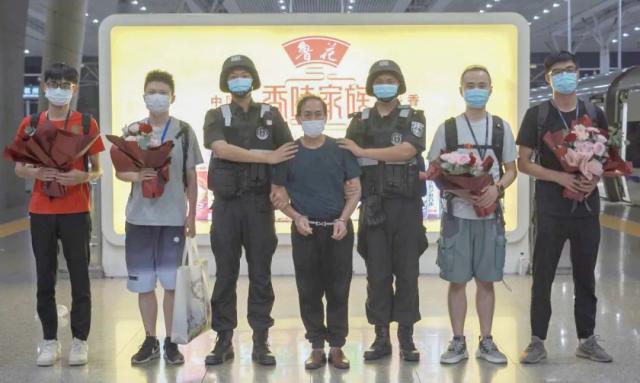 半岛晨报|小吃店老板娘与伙计同居20多年，他始终不肯结婚