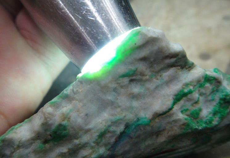 翡翠|因为被雷击打过多而得名的翡翠场口你知道吗？