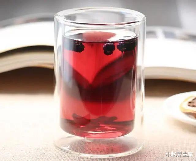 尿毒症:一家三口查出尿毒症,需终身透析,提醒:2件事惹的祸,不知克制