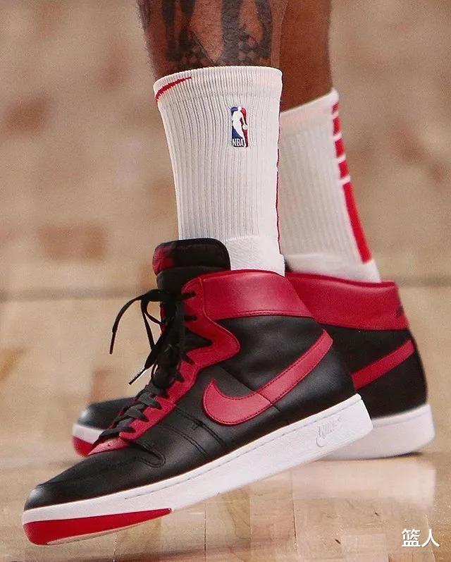 耐克|NBA球员上脚：鞋王塔克赛季十佳球鞋，几双亲友限定太狠了