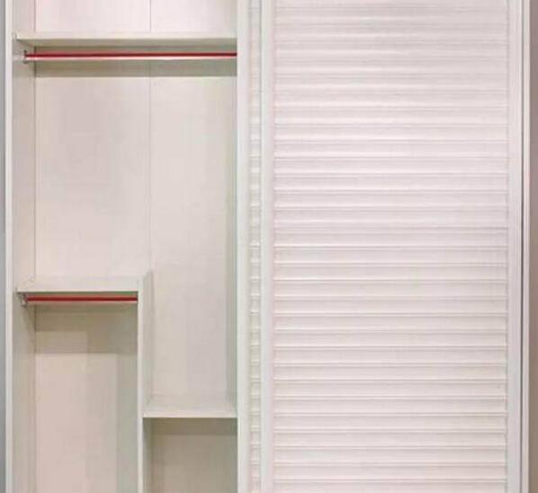 |卧室不应该安装“这样”衣柜,有钱人从不安装,用过就知道有多坑