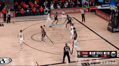 季后赛|51+61+42！8胜0负被绝杀！10年了，他们还是倒在季后赛门口