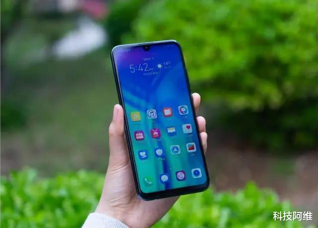 华为荣耀|前置3200万+128GB，现已跌至1139元，网友：还买什么4G手机？