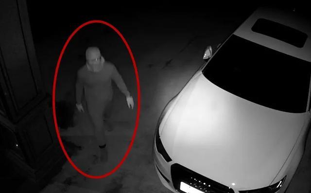 大盗@蒙面大盗有理想,称与警察交锋如赌博,定小目标偷1个亿!