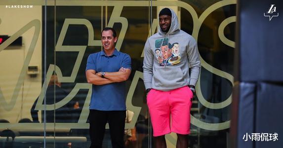 戴维斯|湖人新首发五虎基本确定，詹姆斯公开借钱，戴维斯开发复赛杀手锏