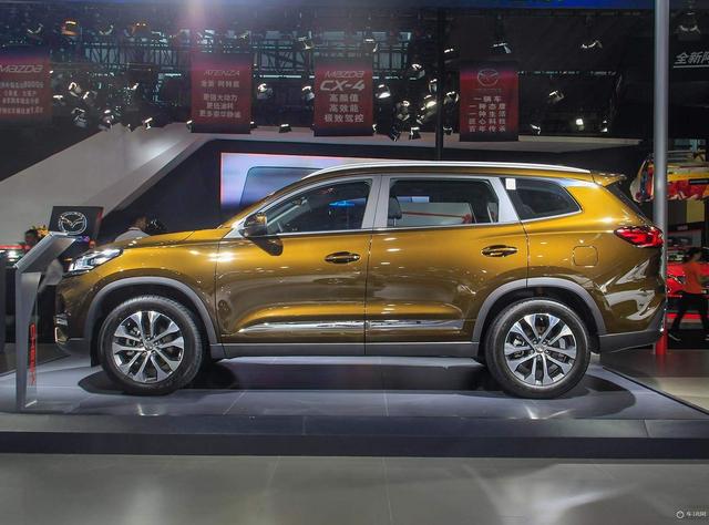 『瑞虎8』瑞虎8的1.5T和1.6T精英版，相差1.1万该如何选？对比后轻松做决定