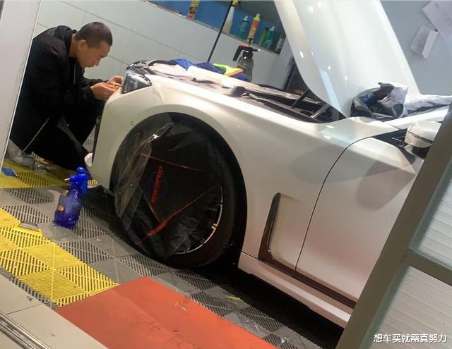 宝马7系|辽宁老板88万买宝马740，饭局上遇见玛莎车主，两人整齐放好钥匙