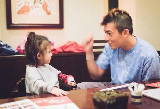 『陈冠希』“艳照门”事件波及的10余位女星，只有她，让陈冠希念念不忘