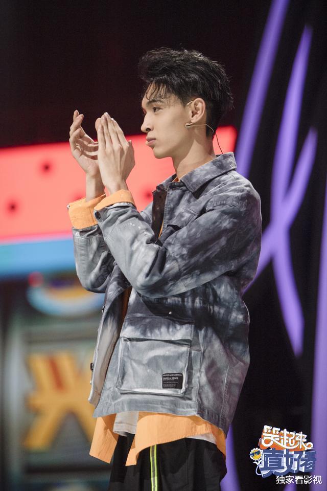 郭麒麟：德云社400人嗷嗷待哺！郭麒麟仨月上9档综艺，岳云鹏刚营业就惹事