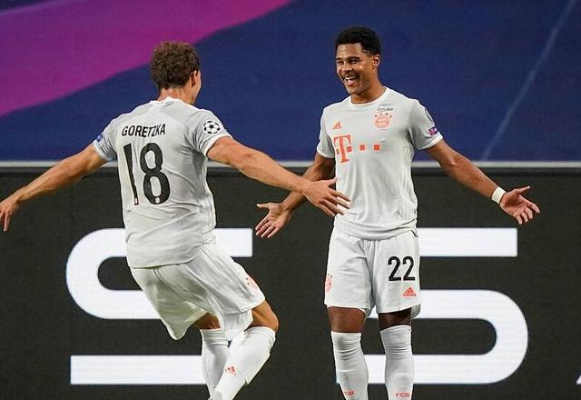 巴塞罗那|2-8！巴萨欧冠出局揪出头号罪人：4亿身价后卫两次被打爆