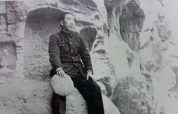 『戴笠』“戴机撞岱山，雨农死雨中”，揭秘民国特工王戴笠之死真相