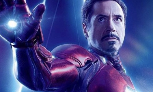 『小罗伯特·唐尼』小罗伯特·唐尼准备以钢铁侠的身份重返漫威电影宇宙