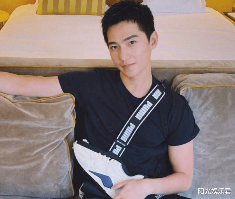 迪丽热巴■《幸福触手可及》还在热播，热巴又一新剧来袭？ 看到男主就乐开花